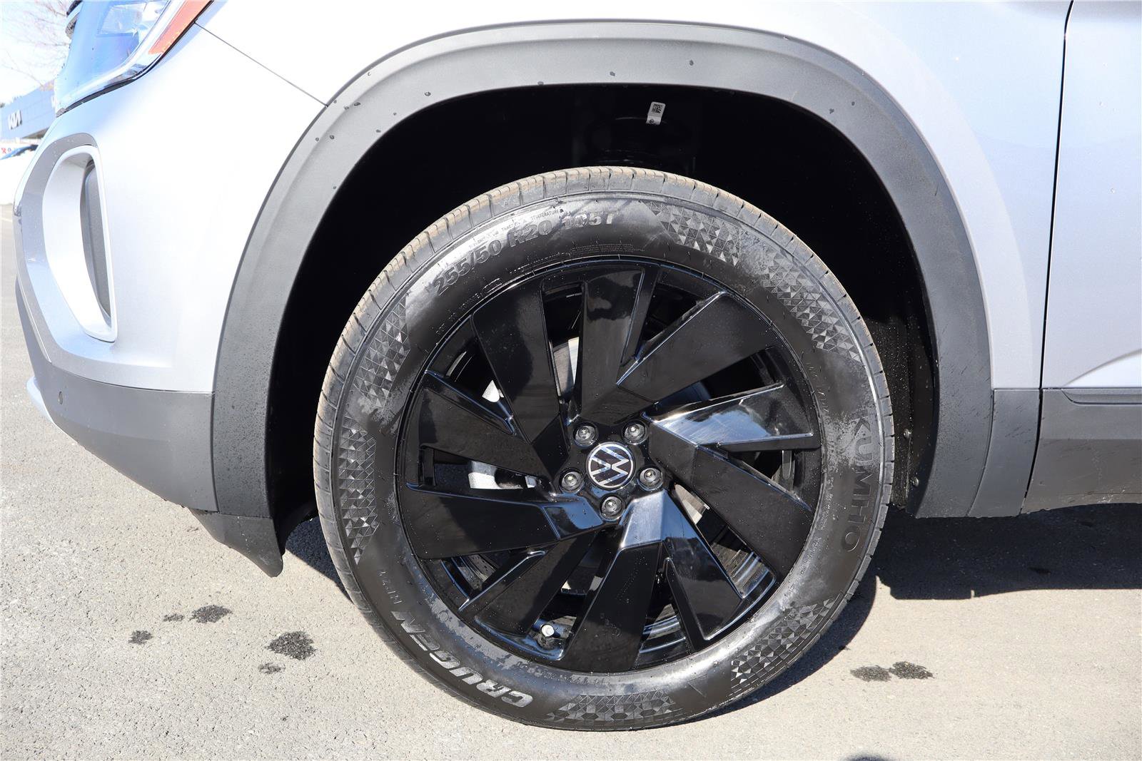 New 2026 Volkswagen Atlas SE image 10