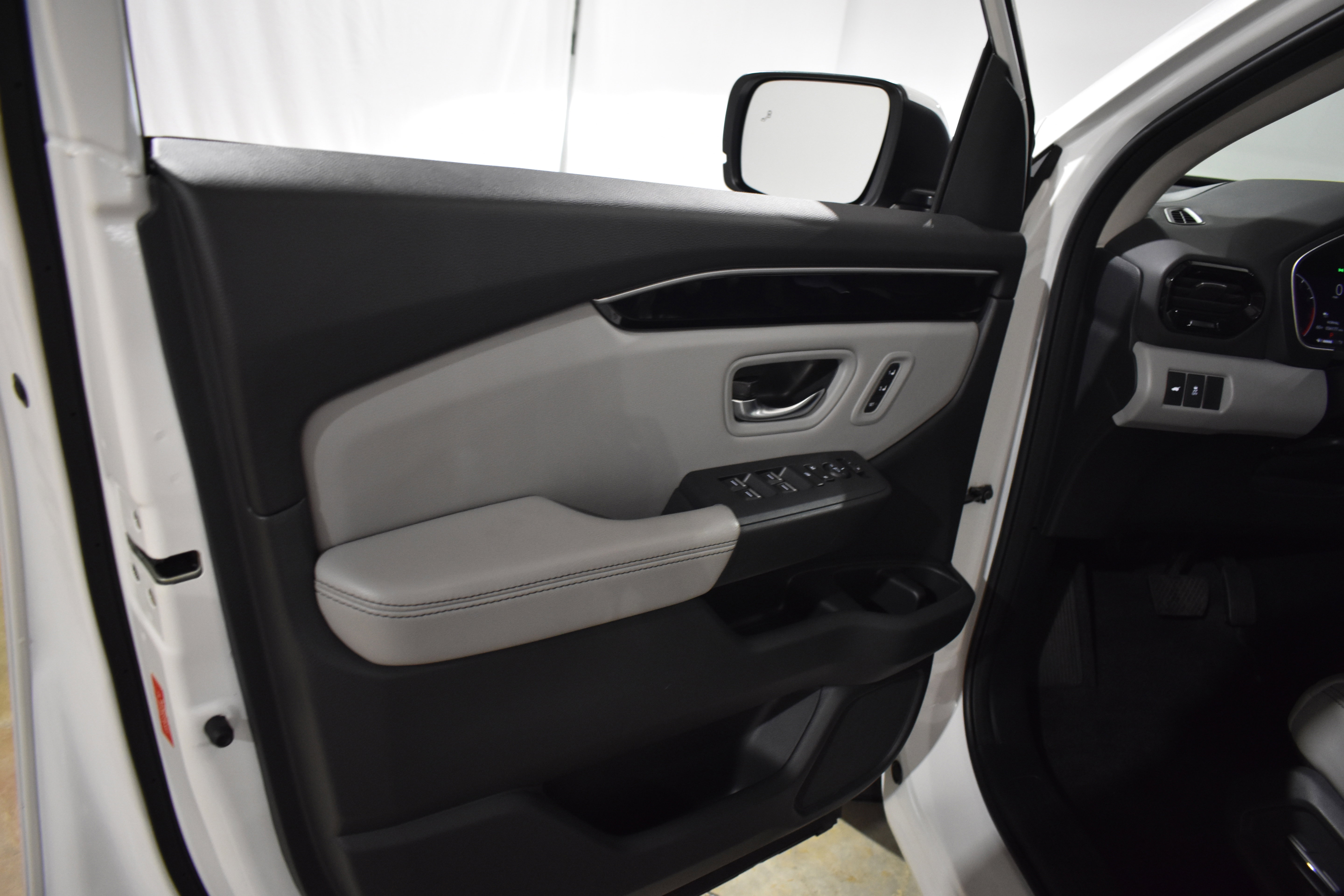 Certified 2023 Honda Pilot EX-L image 23