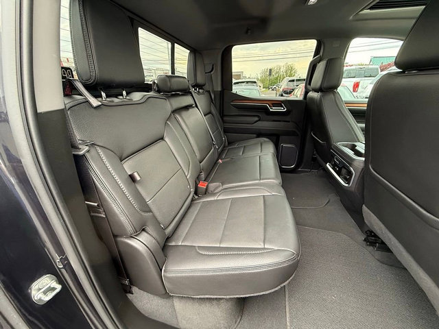 Used 2022 GMC Sierra 1500 Denali AWD/4WD image 24