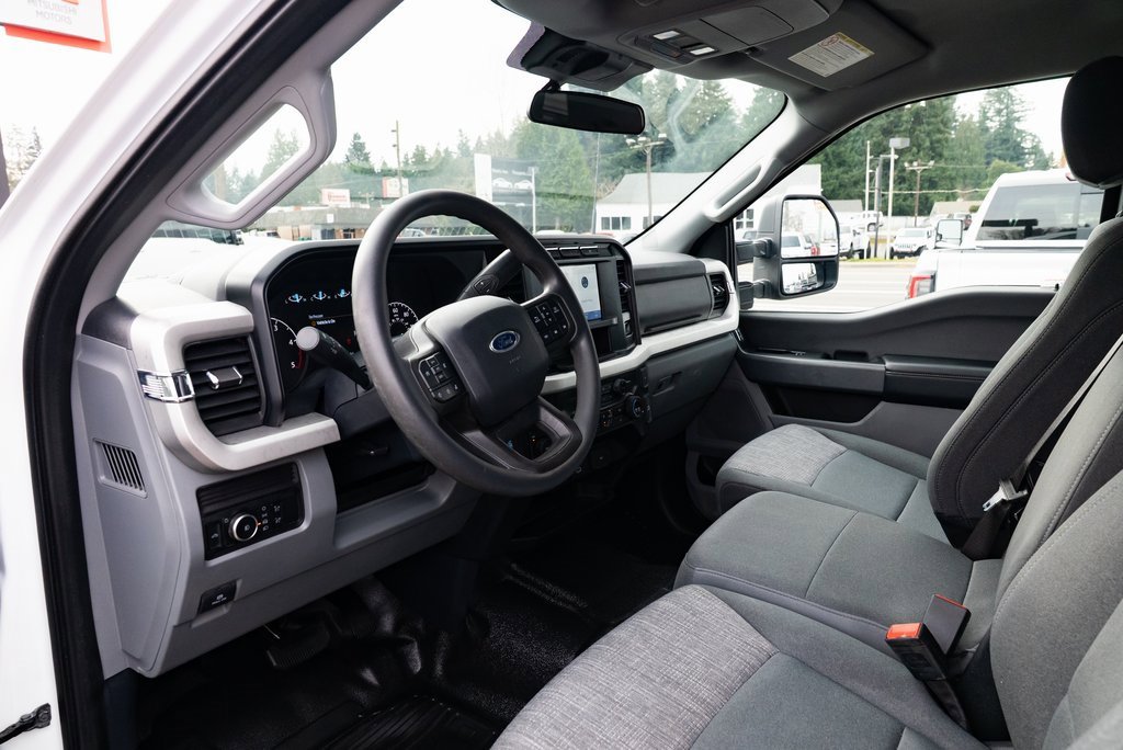 Used 2024 Ford F350 XLT image 18
