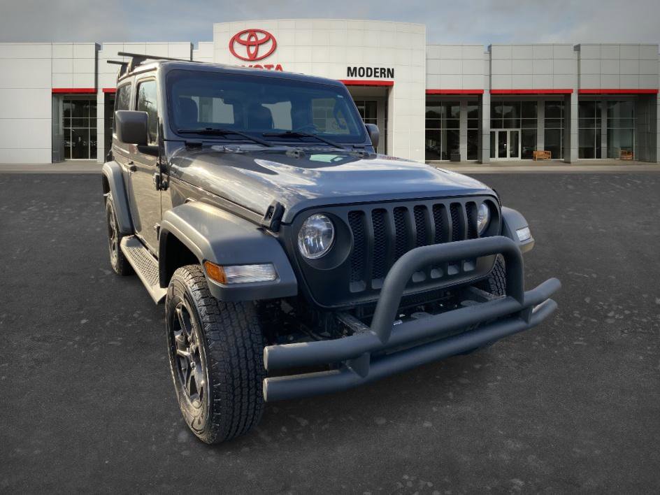 Used 2018 Jeep Wrangler Sport S image 3