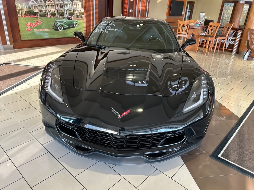 Used 2017 Chevrolet Corvette Grand Sport image 2