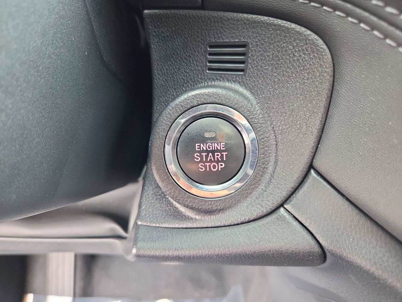 Used 2024 Subaru Outback Limited AWD/4WD image 28