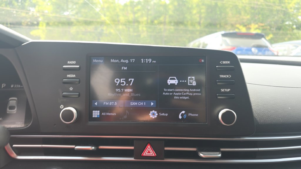 Used 2021 Hyundai Elantra SEL FWD image 18