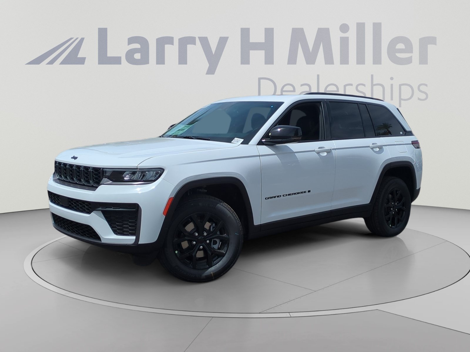 New 2026 Jeep Grand Cherokee Altitude AWD/4WD video 1