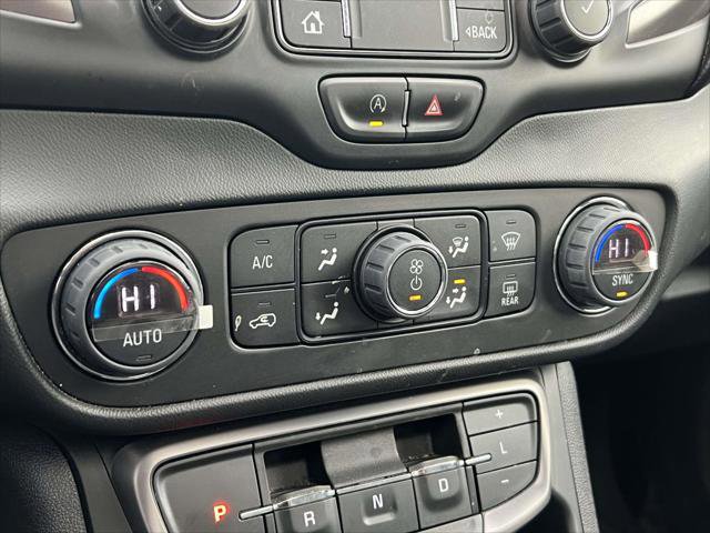 Certified 2022 GMC Terrain AT4 w/ Infotainment Package II image 32