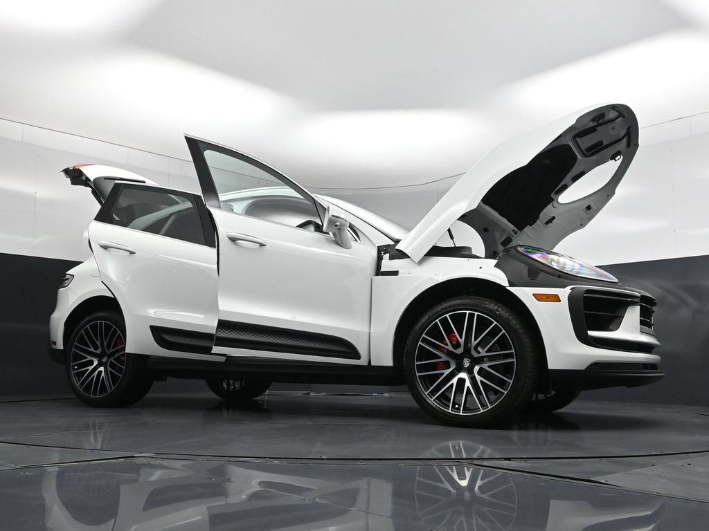 New 2026 Porsche Macan S AWD/4WD image 34