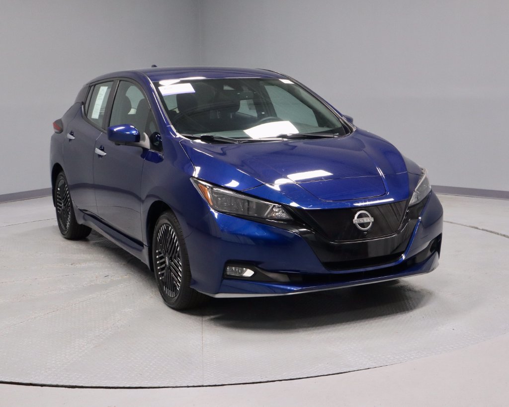 Certified 2025 Nissan Leaf SV Plus FWD image 1