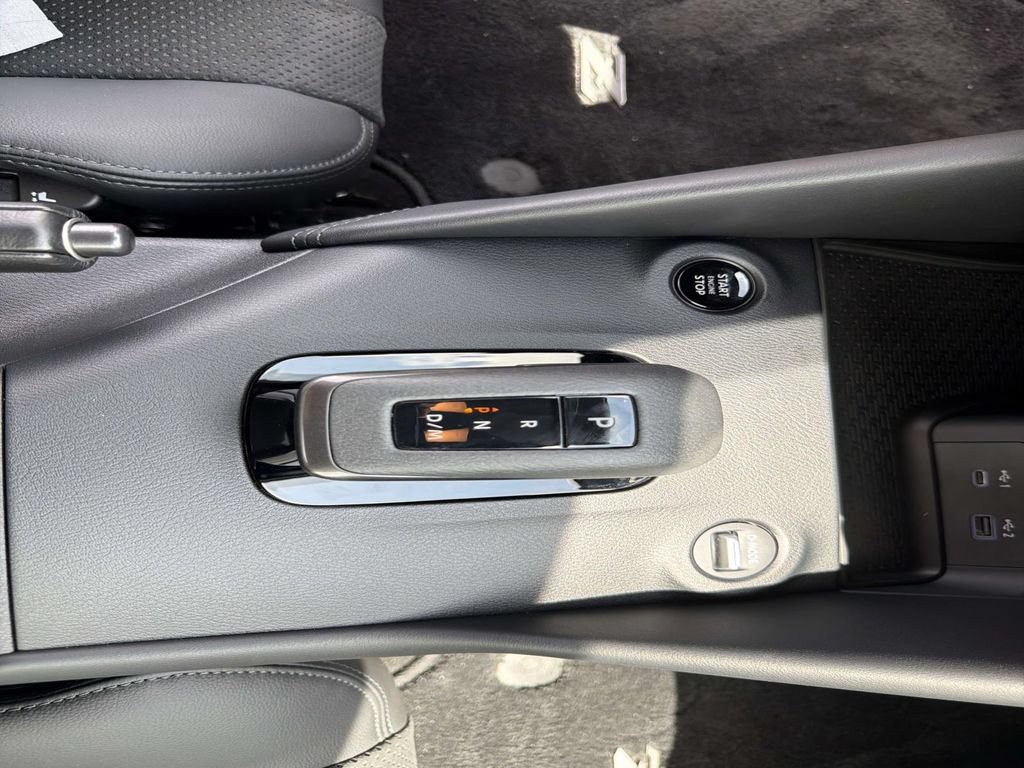 Used 2025 Nissan Z Performance w/ Floor Mat Package RWD image 26