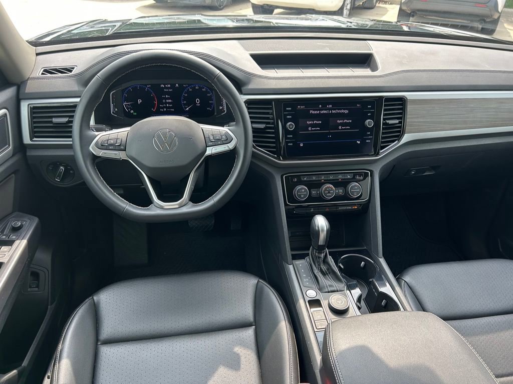 Used 2021 Volkswagen Atlas SEL AWD/4WD image 19