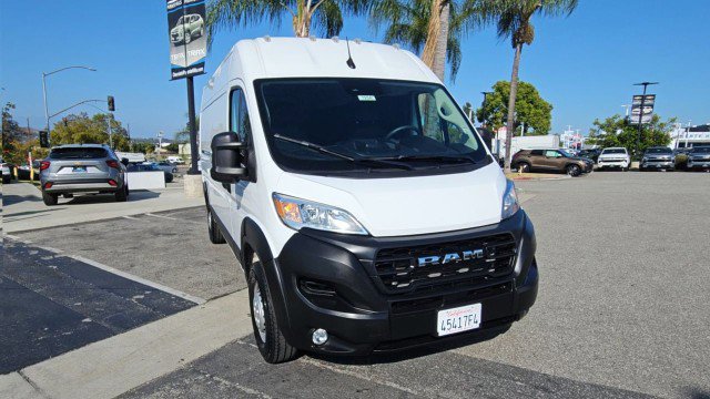 Used 2026 RAM ProMaster 2500 w/ Convenience Group FWD image 3