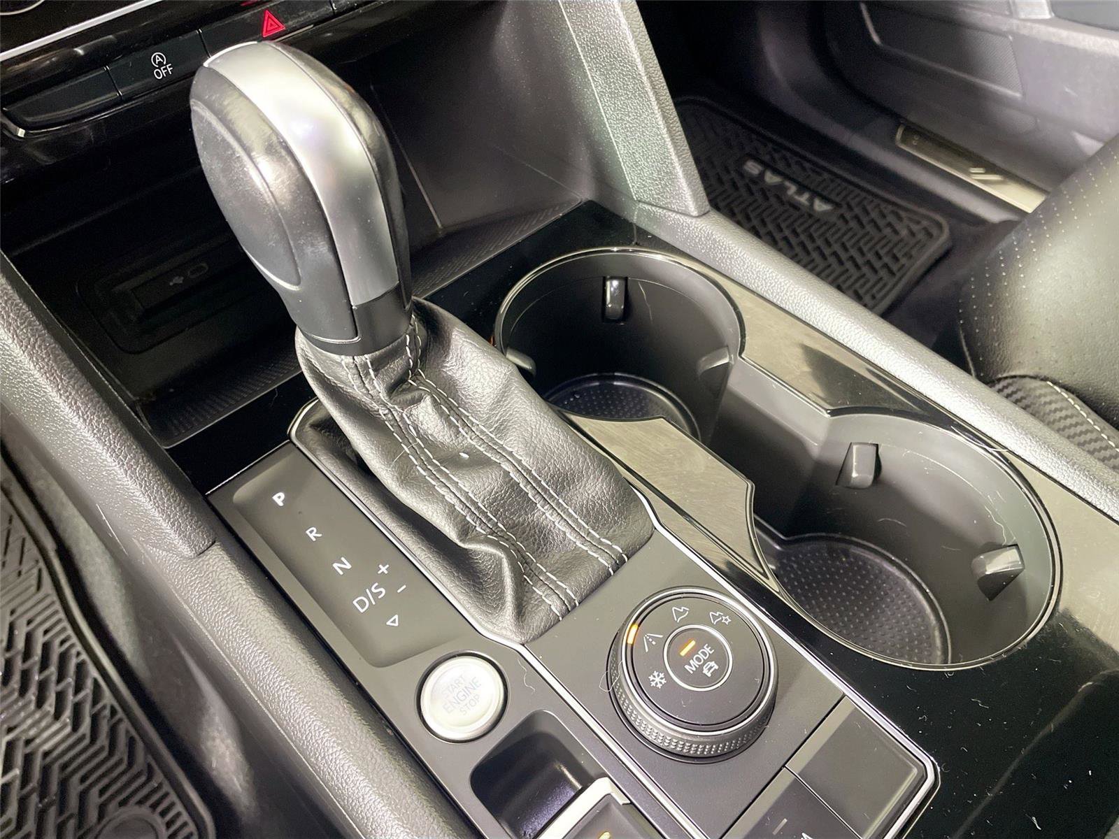 Used 2023 Volkswagen Atlas Cross Sport SE AWD/4WD image 15