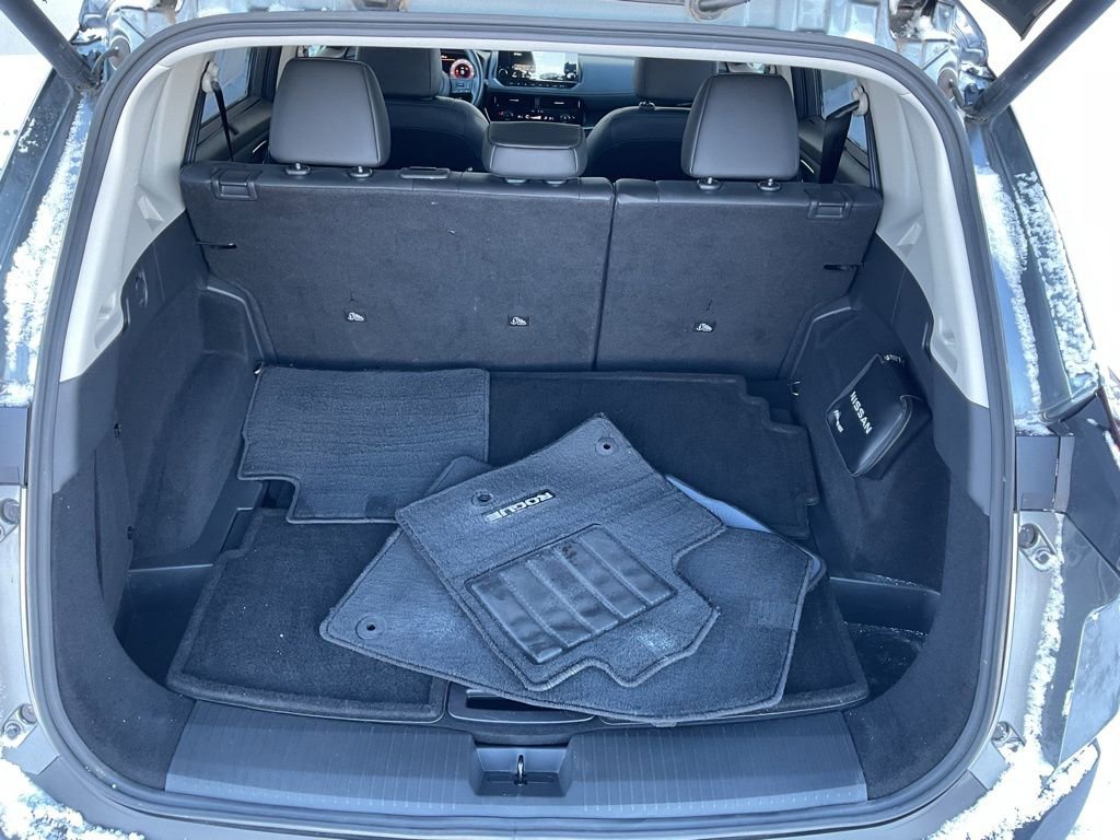 Used 2022 Nissan Rogue Platinum w/ Head-Up Display Package image 21