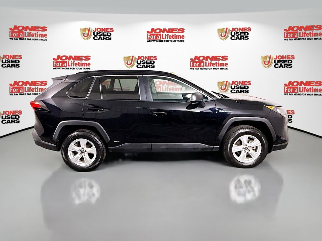 Certified 2021 Toyota RAV4 LE image 16