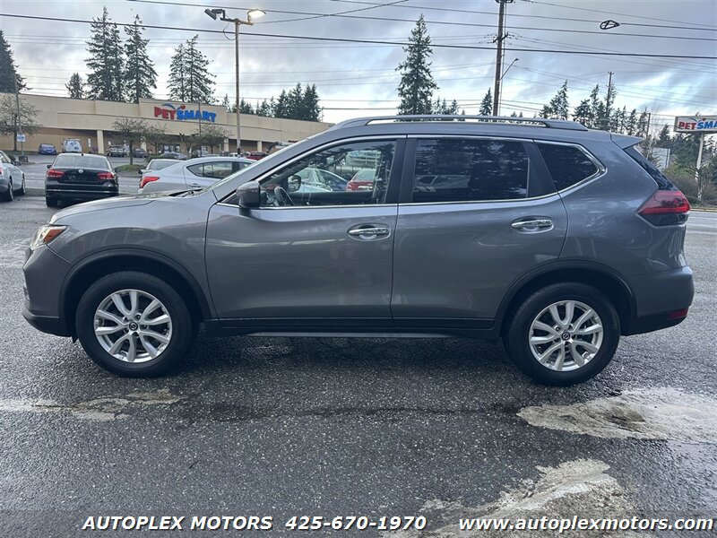 Used 2020 Nissan Rogue SV image 4