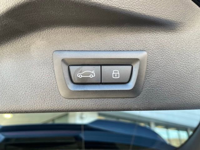 Used 2024 BMW X5 M Competition w/ Executive Package image 34