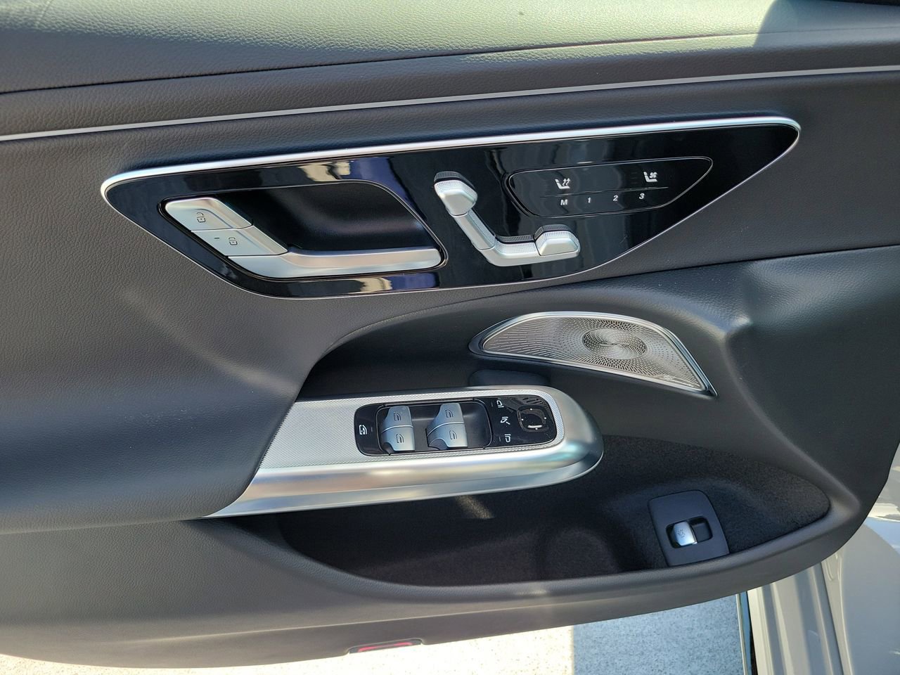 New 2026 Mercedes-Benz E 350 Sedan image 17