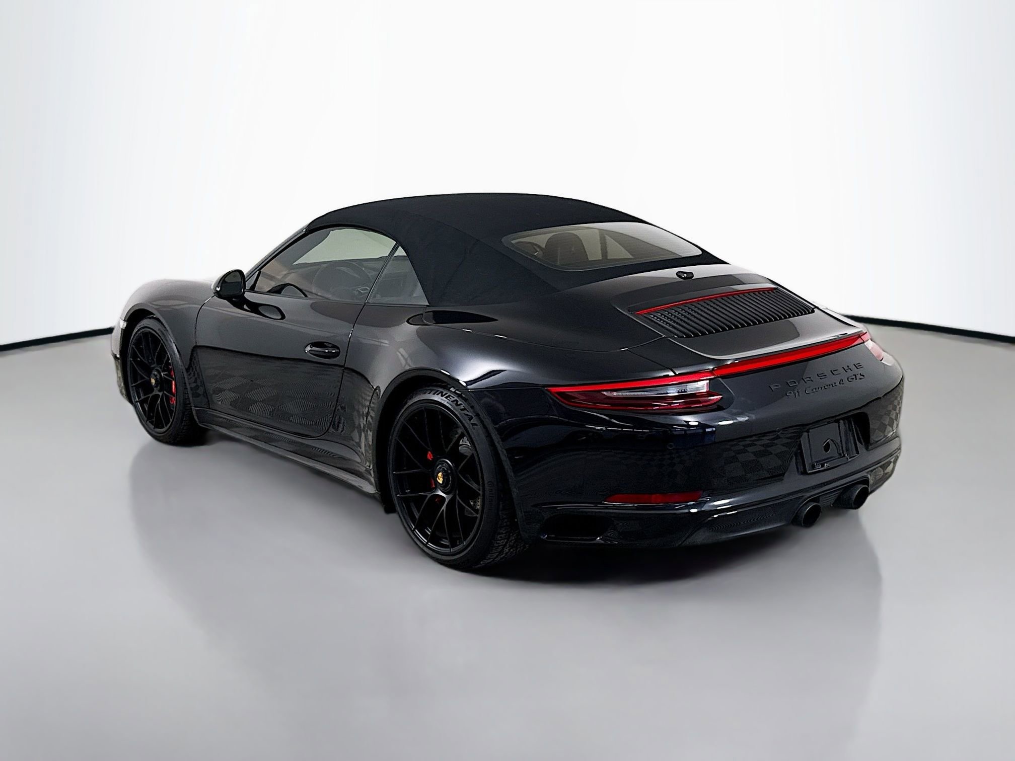 Certified 2019 Porsche 911 Carrera 4 GTS image 3