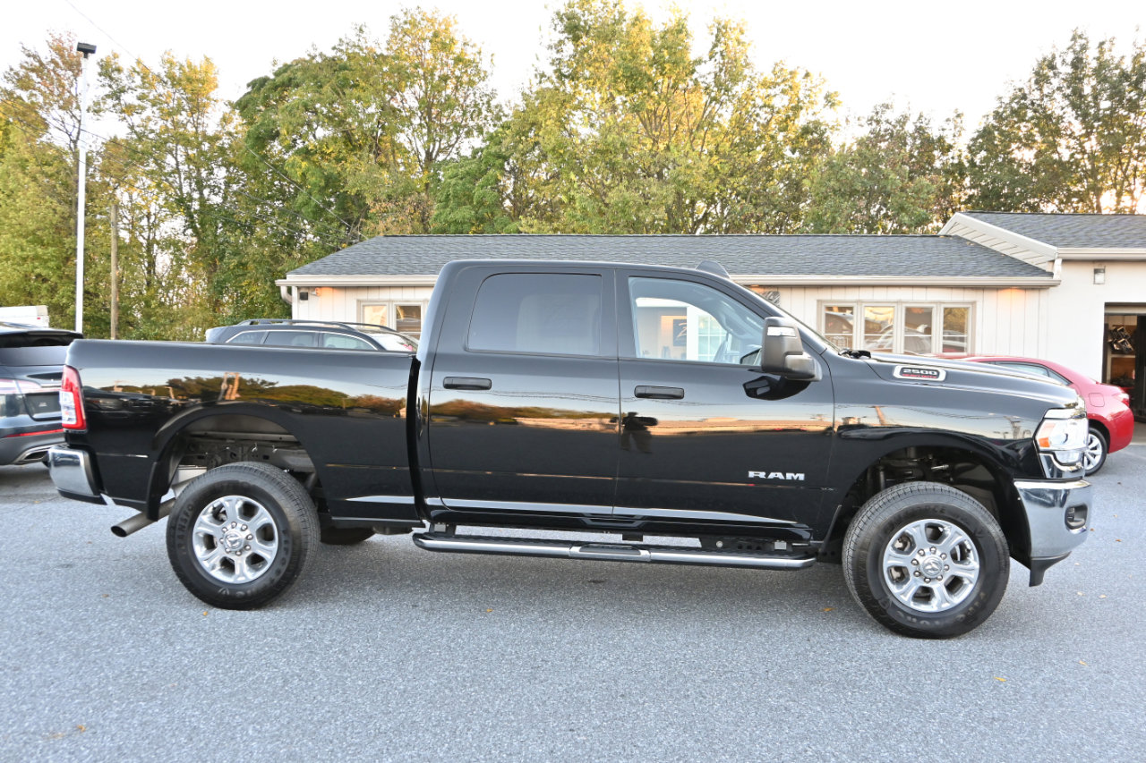 Used 2024 RAM 2500 Big Horn w/ Bed Utility Group image 10