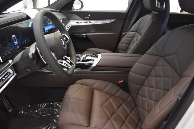 New 2026 BMW 740i xDrive w/ Premium Package AWD/4WD image 22