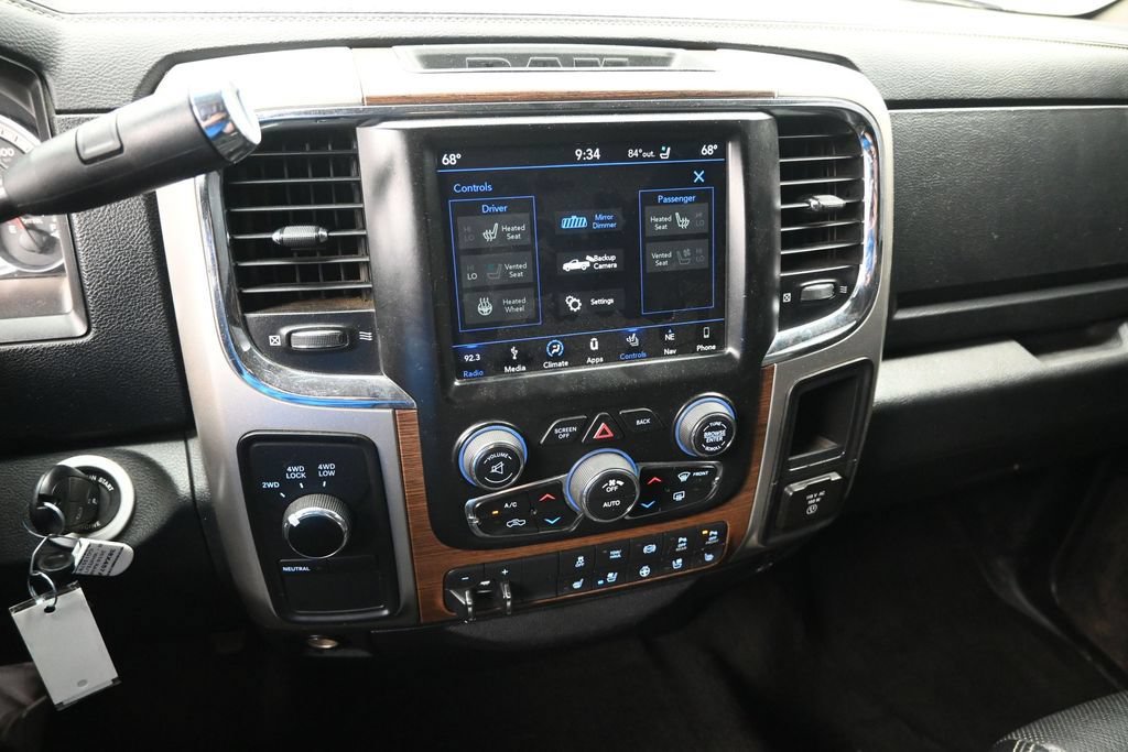 Used 2016 RAM 2500 Laramie AWD/4WD image 17