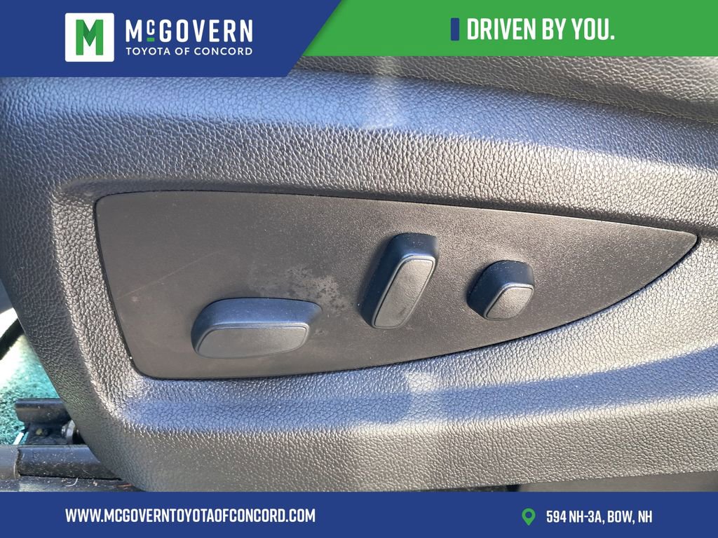 Used 2017 Chevrolet Tahoe LT w/ LT Midnight Edition image 16