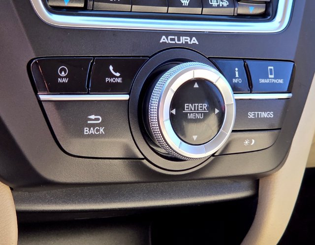 Used 2020 Acura MDX w/ Technology Package FWD image 27