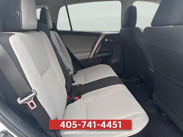 Used 2017 Toyota RAV4 XLE AWD/4WD image 19