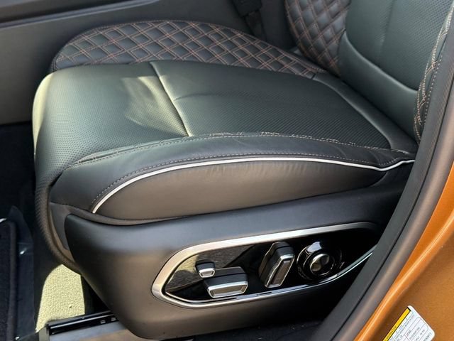 New 2026 Jeep Grand Cherokee Summit w/ Obsidian Package AWD/4WD image 29
