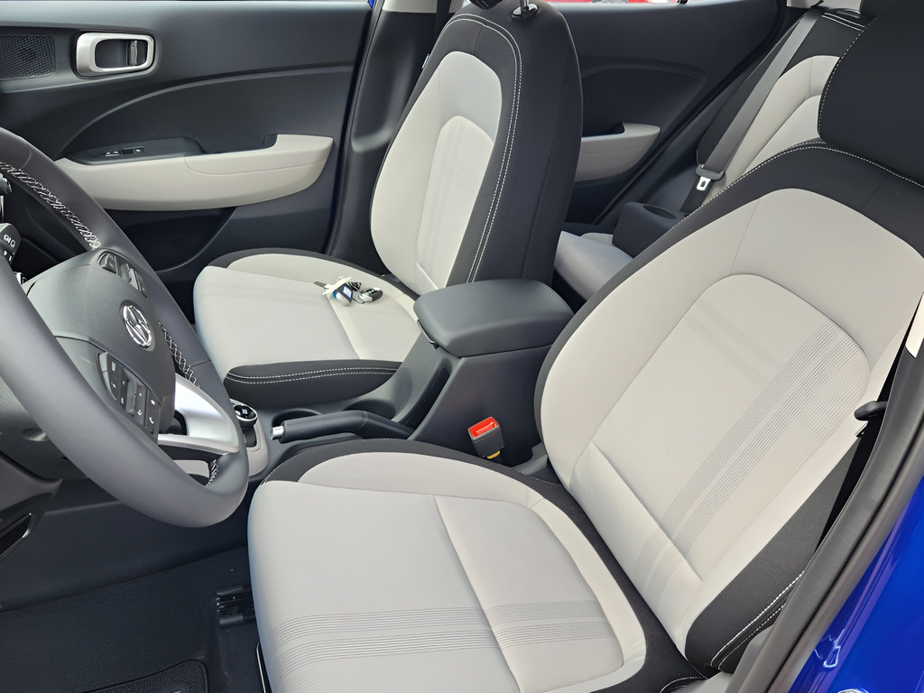 New 2026 Hyundai Venue SEL FWD image 13