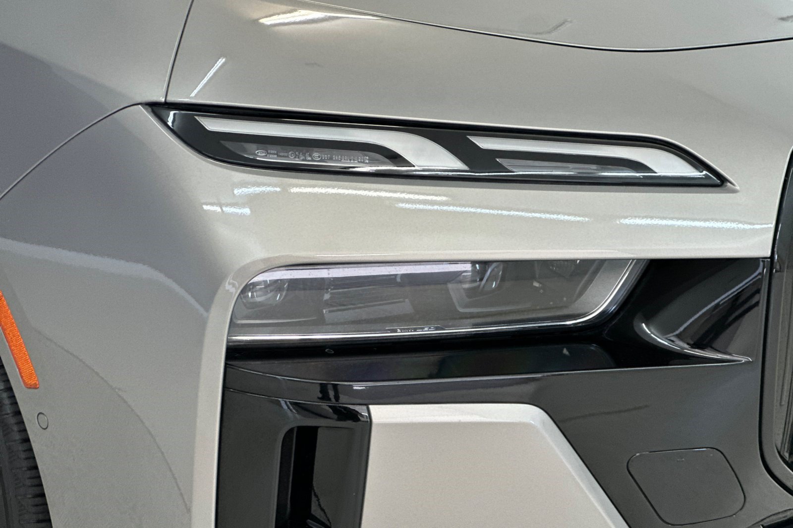 Certified 2023 BMW 740i RWD image 11