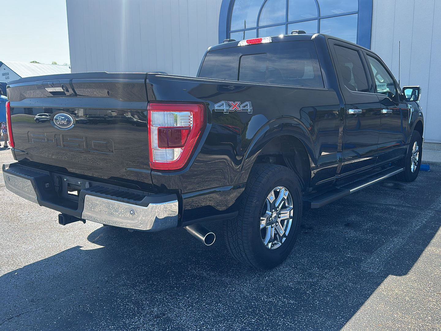 Used 2023 Ford F150 Lariat w/ Trailer Tow Package AWD/4WD image 7