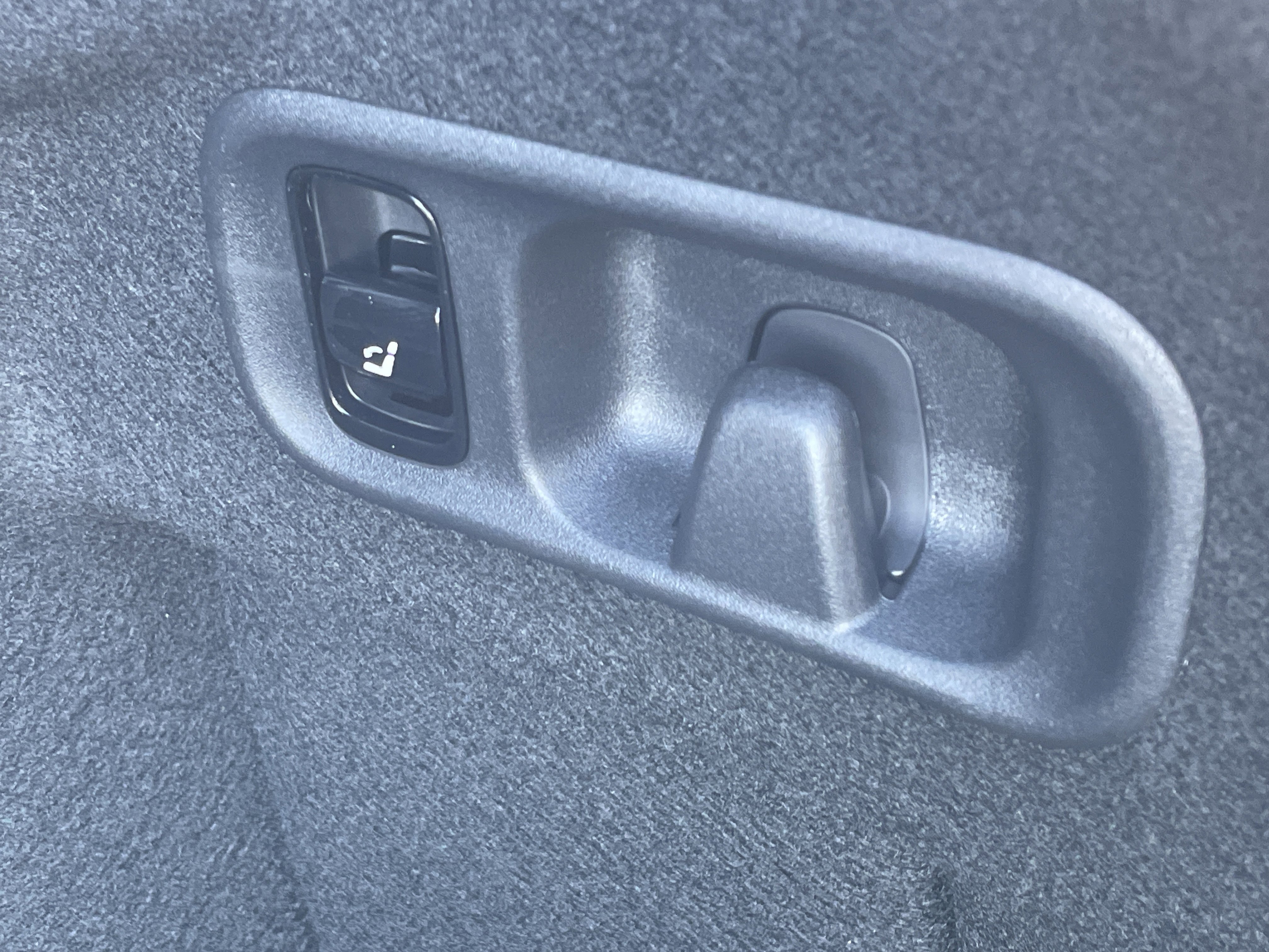 New 2026 Mercedes-Benz C 43 AMG 4MATIC Sedan image 11