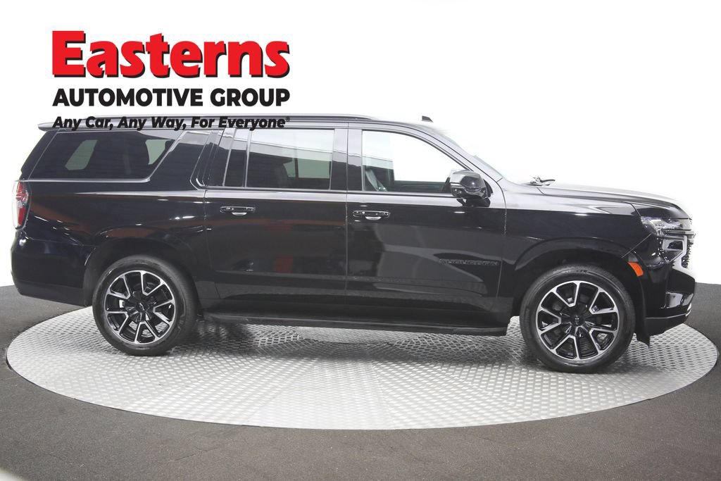 Used 2022 Chevrolet Suburban RST w/ Luxury Package AWD/4WD image 49