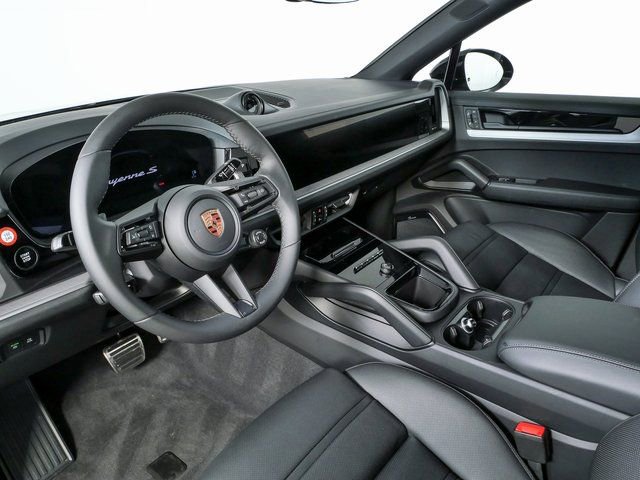 New 2026 Porsche Cayenne S image 4