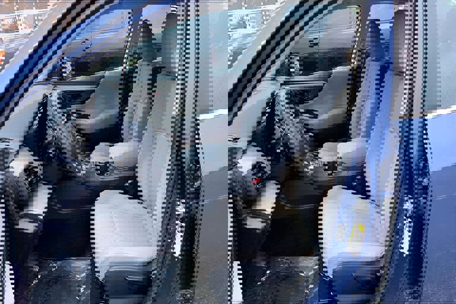 Used 2020 Subaru Legacy image 9