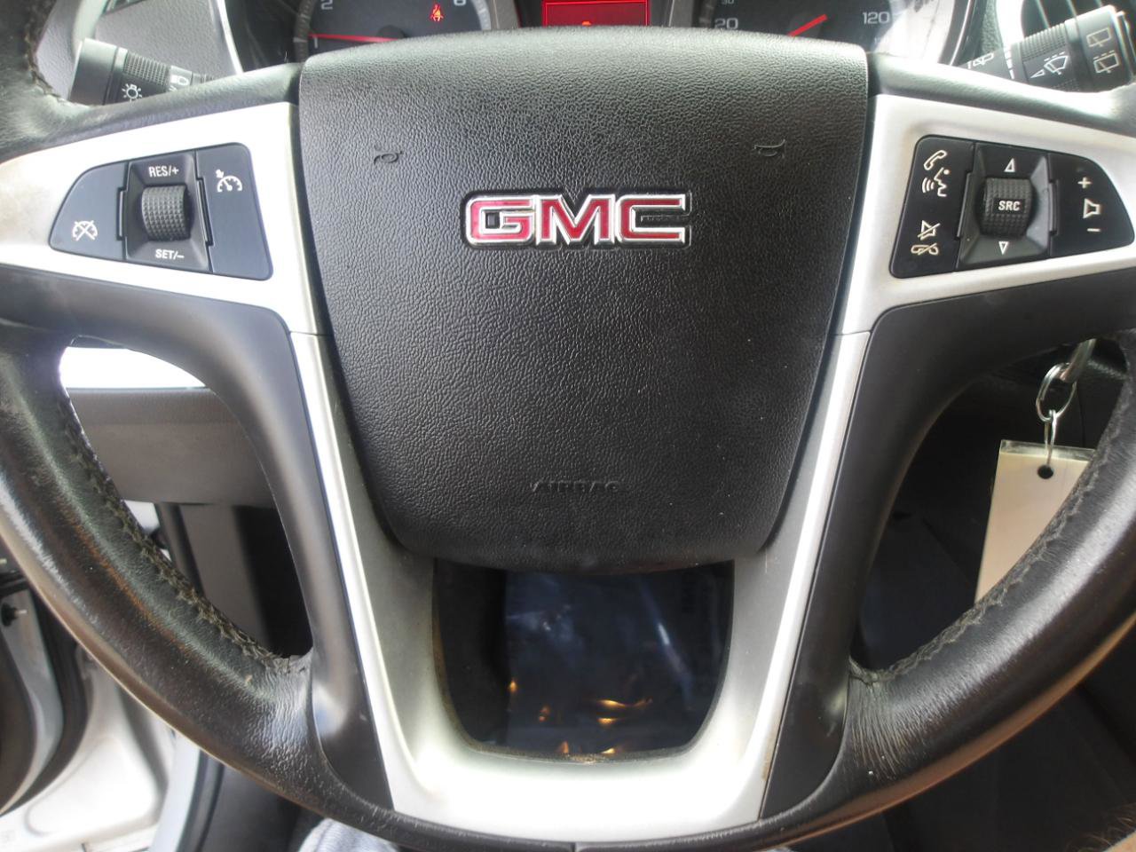 Used 2011 GMC Terrain SLT FWD image 20