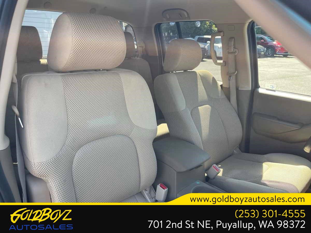 Used 2007 Nissan Frontier SE w/ SE Value Truck Pkg AWD/4WD image 25