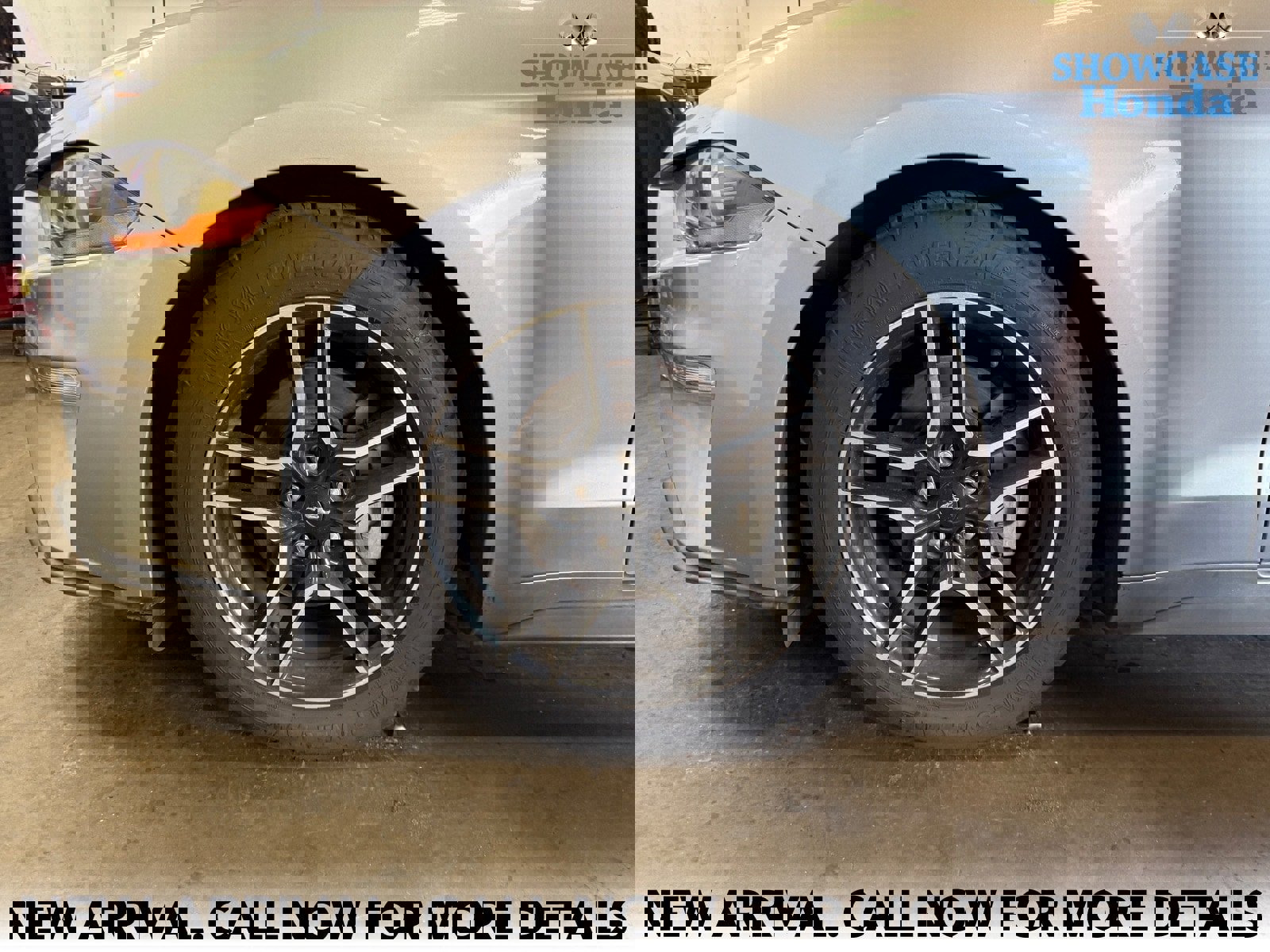 Used 2020 Ford Mustang Premium image 7