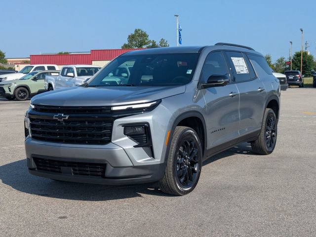 New 2026 Chevrolet Traverse LT w/ Midnight/Sport Edition FWD image 6