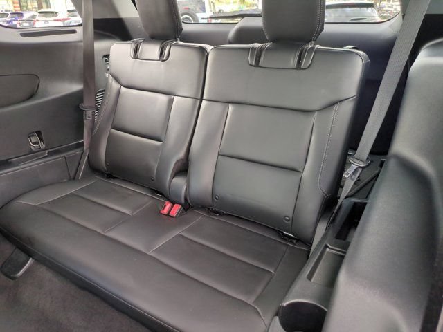Used 2022 Ford Explorer XLT w/ Equipment Group 202A RWD image 26