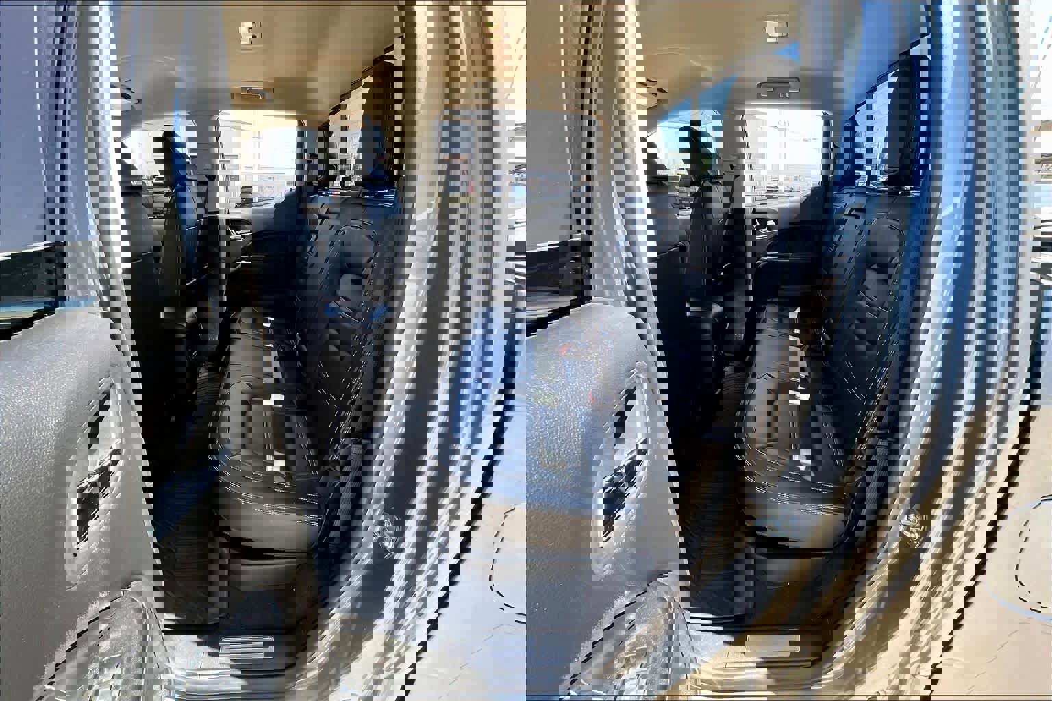 Used 2021 GMC Canyon Denali image 19