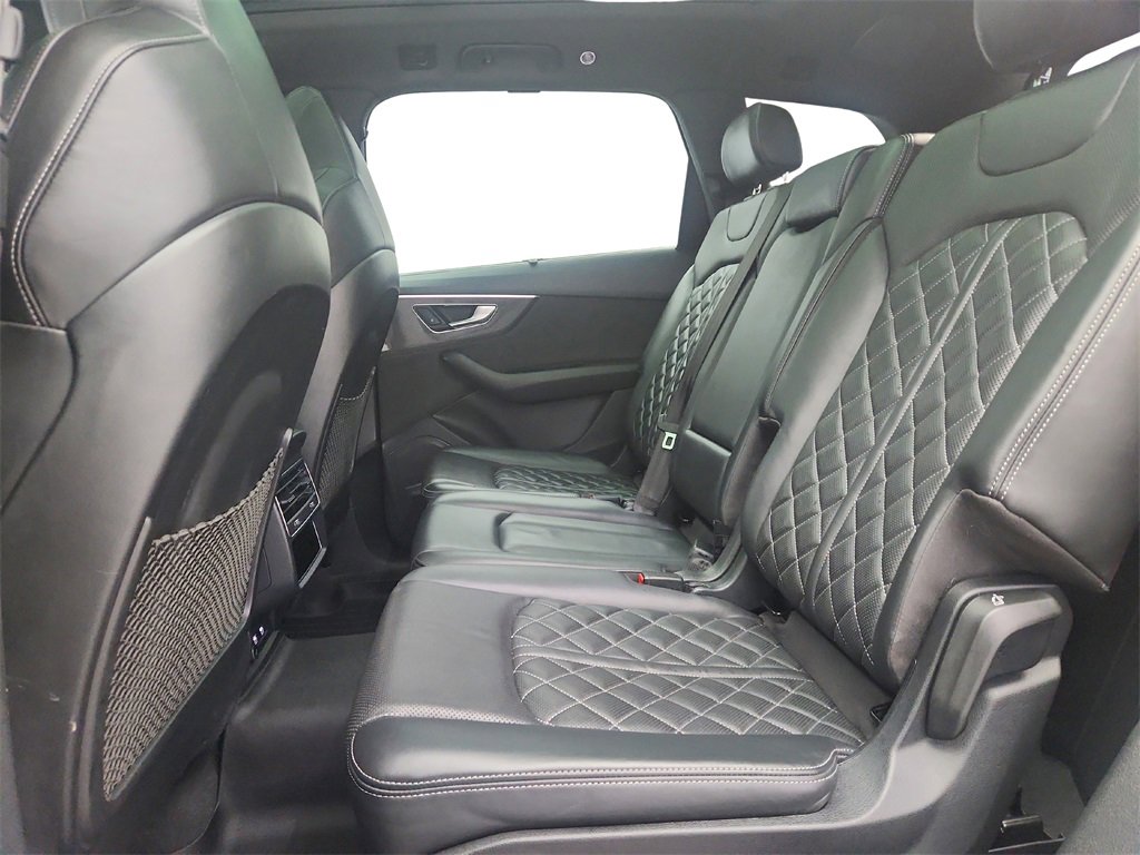 Used 2020 Audi SQ7 Premium Plus w/ S Executive Package image 22