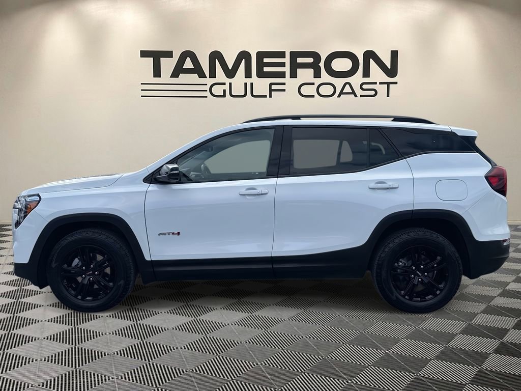Used 2024 GMC Terrain AT4 w/ Infotainment Package II image 4