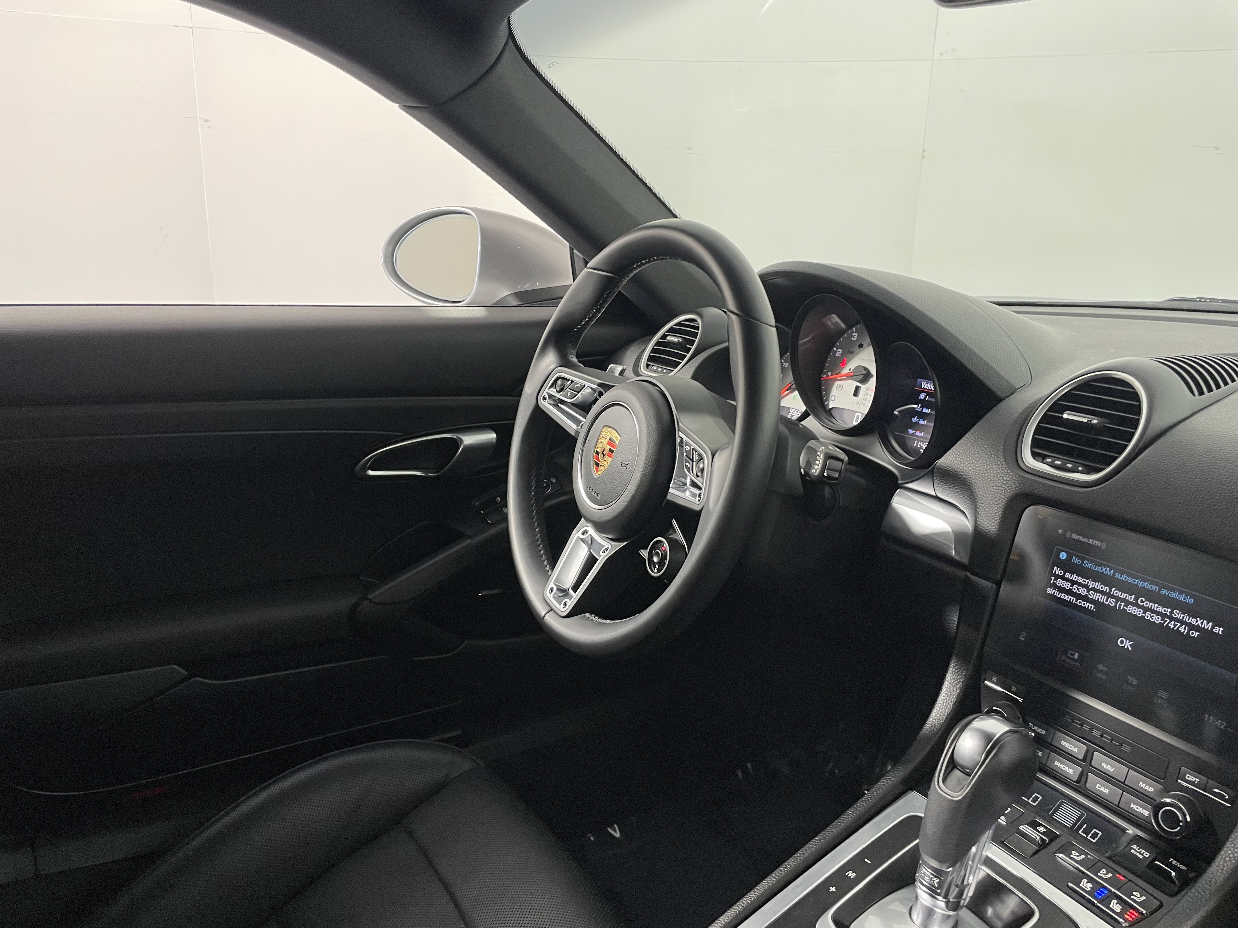 Certified 2024 Porsche 718 Cayman image 12