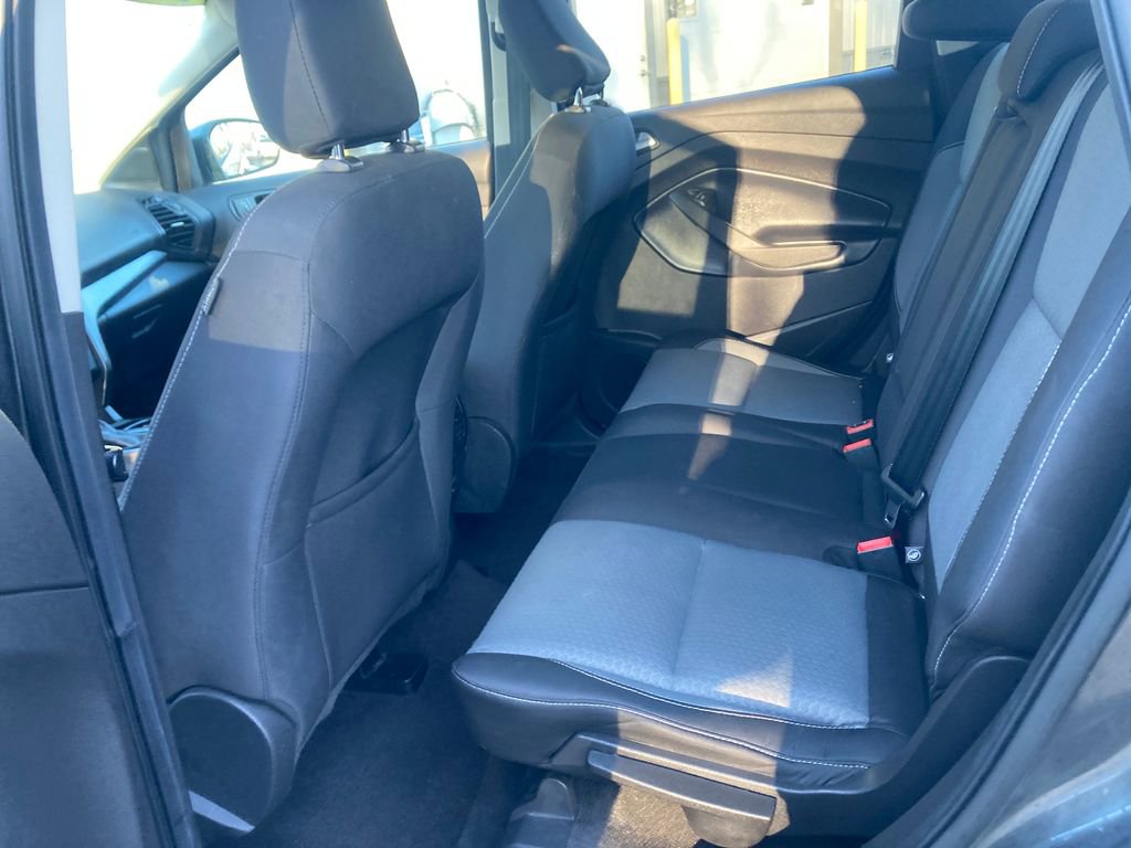 Used 2019 Ford Escape SE image 29