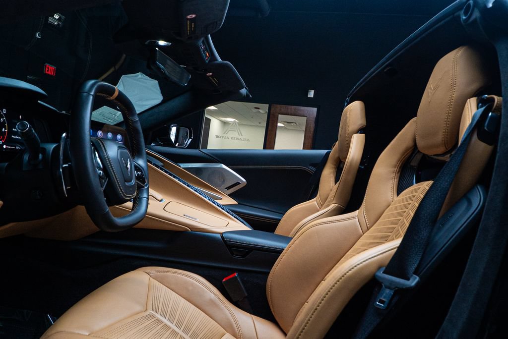 Used 2023 Chevrolet Corvette Stingray Premium Cpe w/ Engine Appearance Package RWD image 32