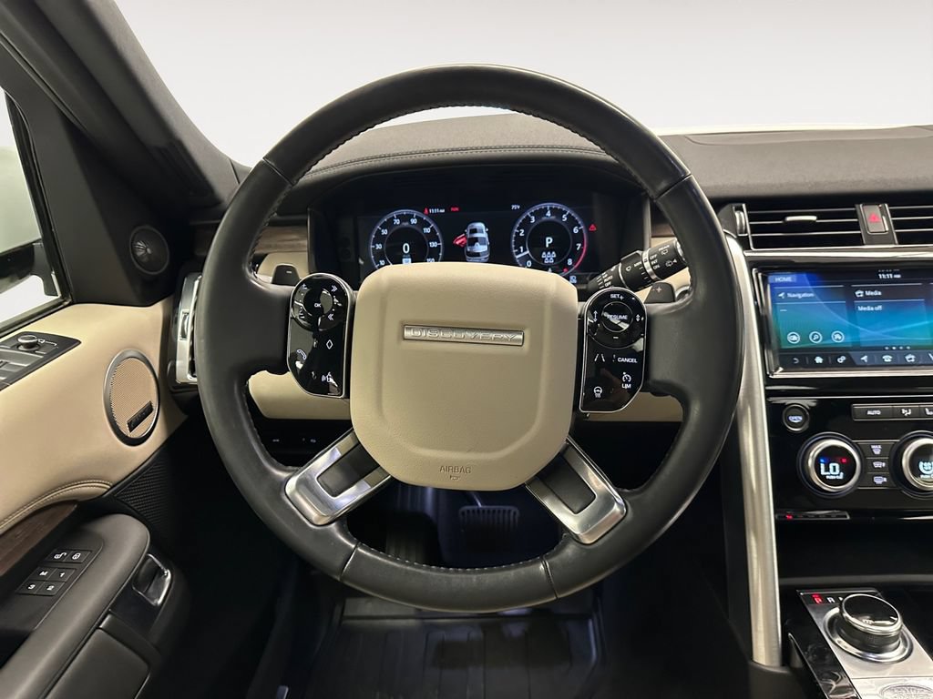 Used 2020 Land Rover Discovery HSE AWD/4WD image 10