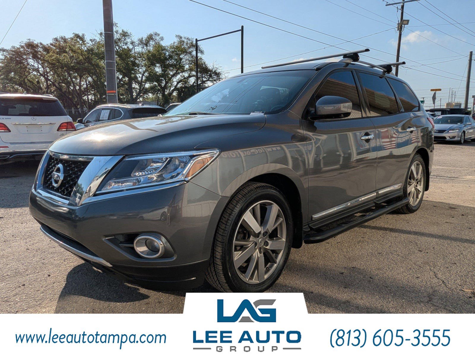 Used 2015 Nissan Pathfinder Platinum w/ Family Entertainment Package image 7