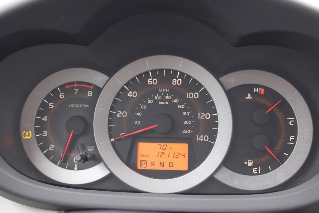 Used 2012 Toyota RAV4 FWD image 29